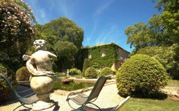 Hotel Baumaniere Les Baux De Provence Bagian luar foto
